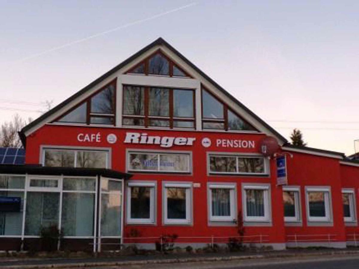 Cafe und Pension Ringer Vilseck Exterior foto